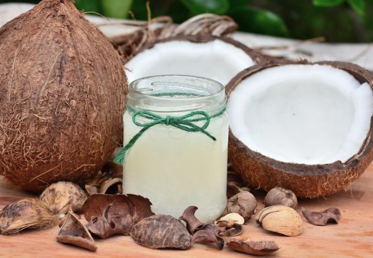 Coconut oil fights wrinkles